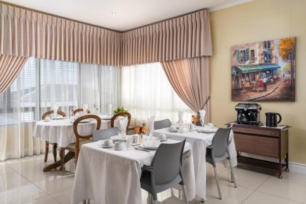 Auriols Guest House Parow Extérieur photo